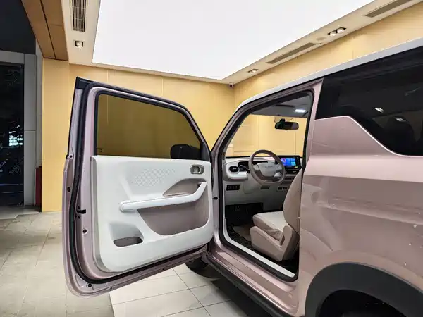 Geely Galaxy Panda 2025