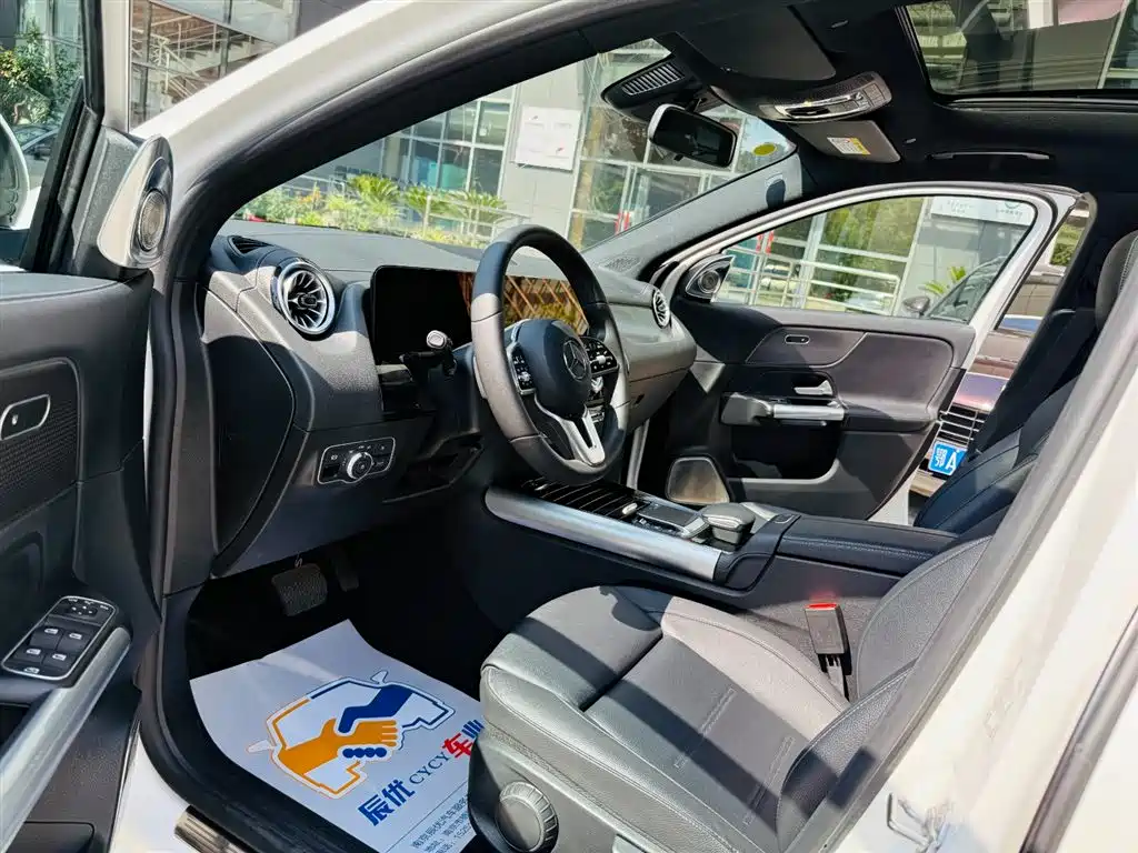 Mercedes-Benz GLA 2022 — фото 11