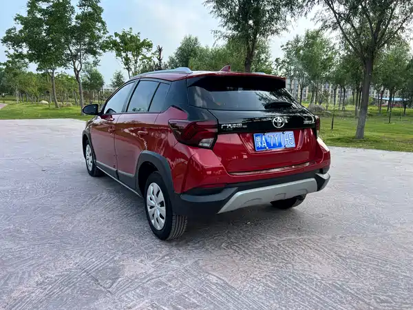 Toyota Yaris L 2019