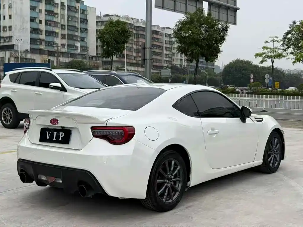 Subaru BRZ 2014 — фото 6