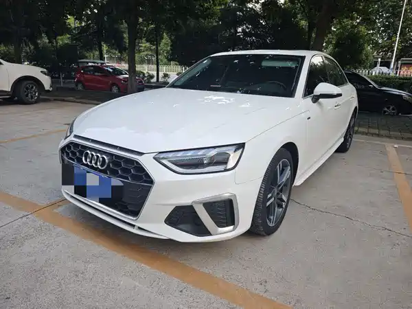 Audi A4L 2020