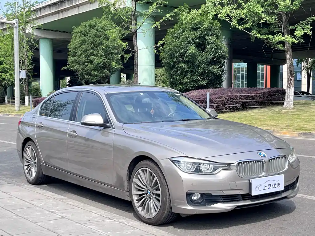BMW 3 Series 2019 — фото 3
