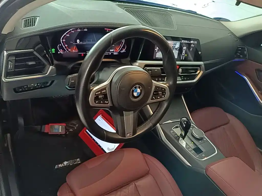 BMW 3 Series 2022 — фото 10