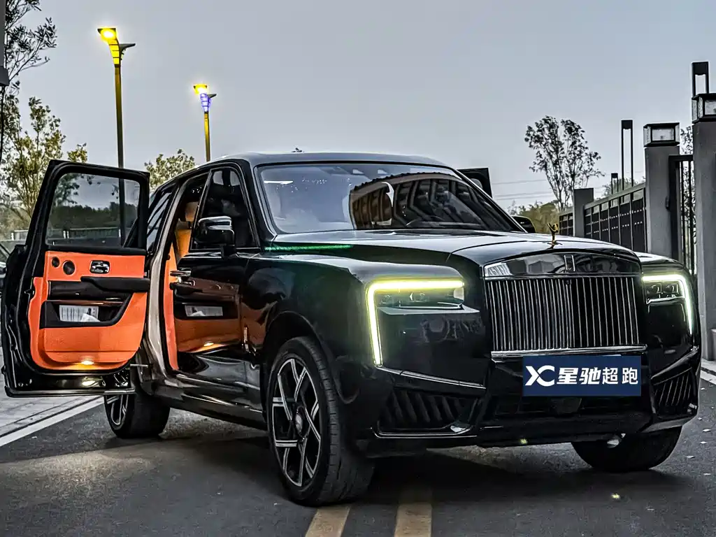 Rolls-Royce Cullinan 2019 — фото 2