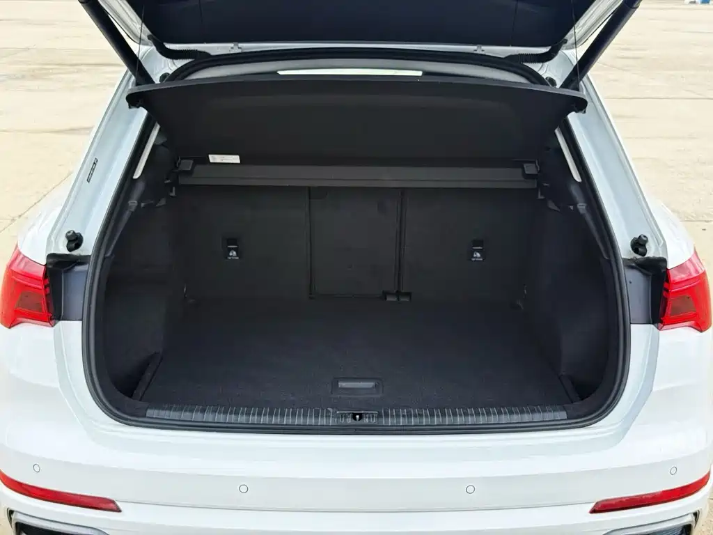 Audi Q3 2023 — фото 20