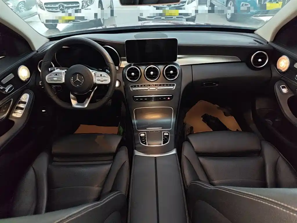 Mercedes-Benz C-Class 2019 — фото 10