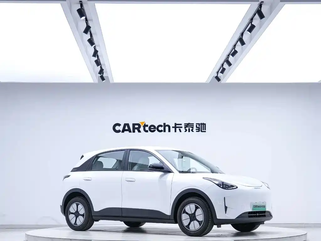 Geely Galaxy Starwish 2025 — фото 7