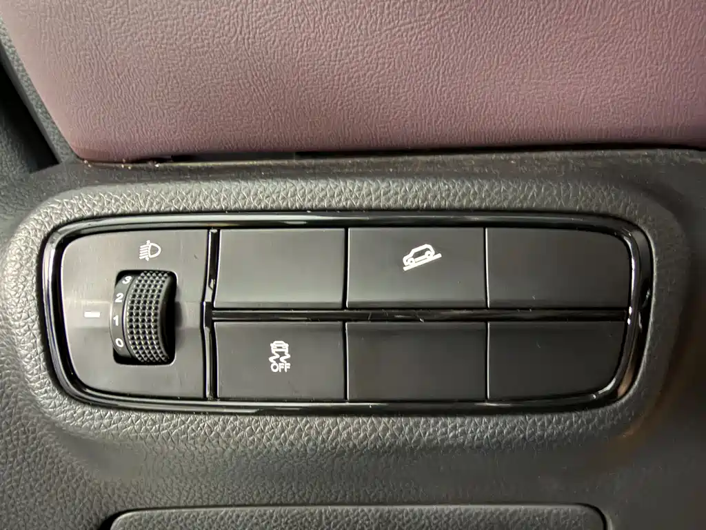 GAC Trumpchi M6 2022 — фото 18