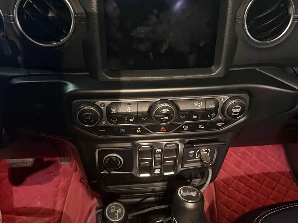 Jeep Wrangler PHEV 2021 — фото 13