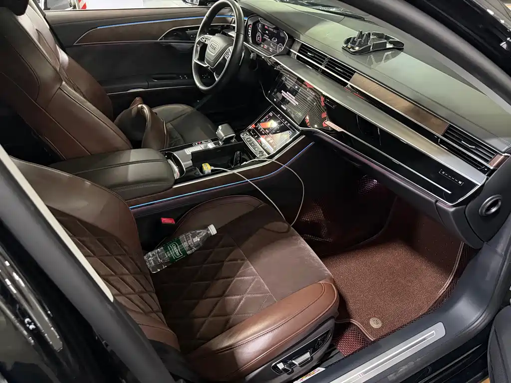 Audi A8 2021