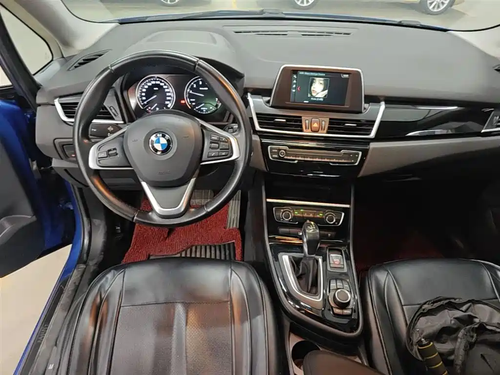 BMW 2 Series Active Tourer 2019 — фото 6