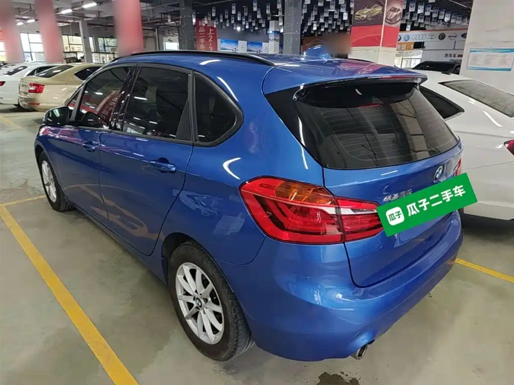 BMW 2 Series Active Tourer 2019 — фото 23