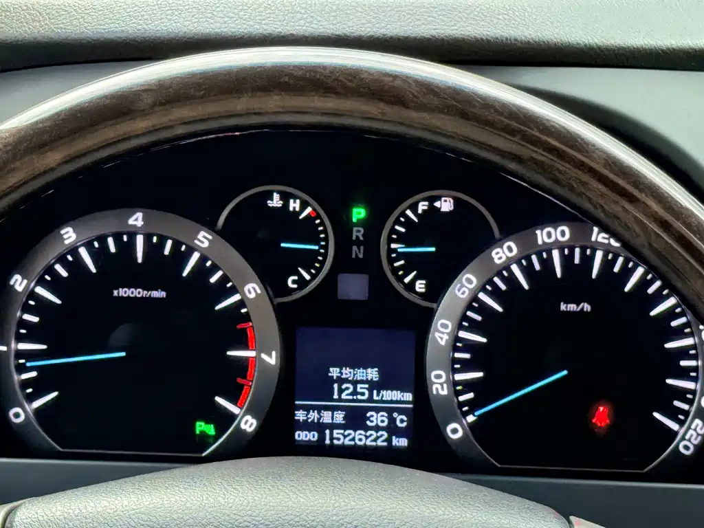 Toyota Alphard 2015 — фото 16