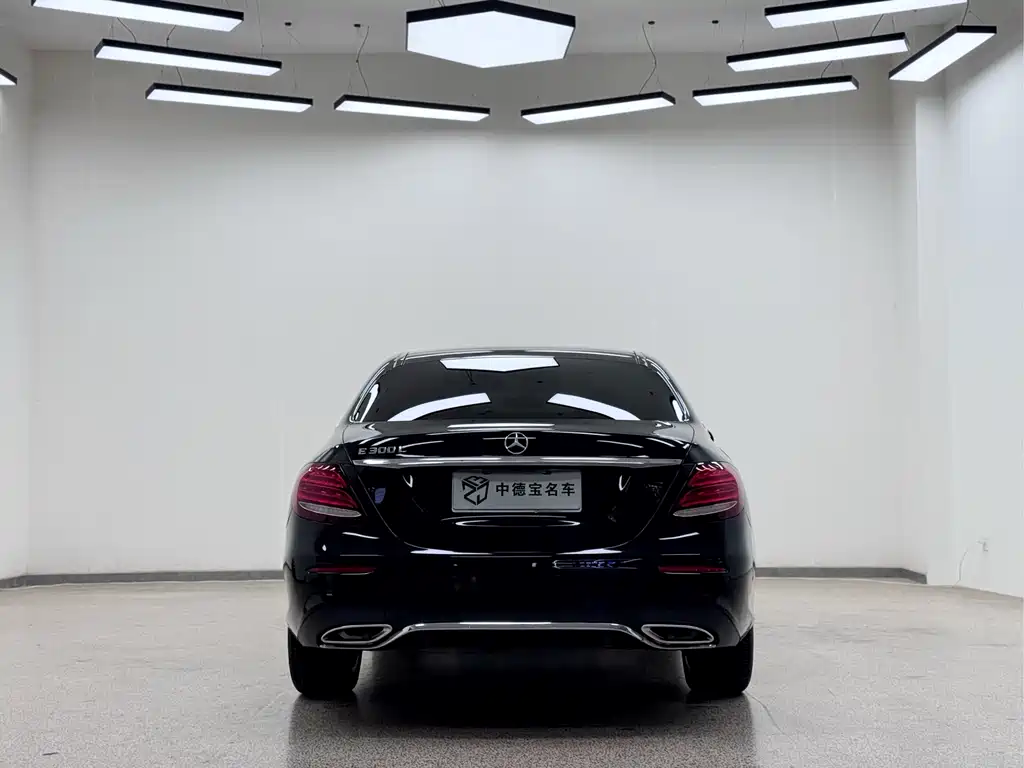 Mercedes-Benz E-Class 2019 — фото 6