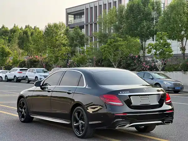 Mercedes-Benz E-Class 2018