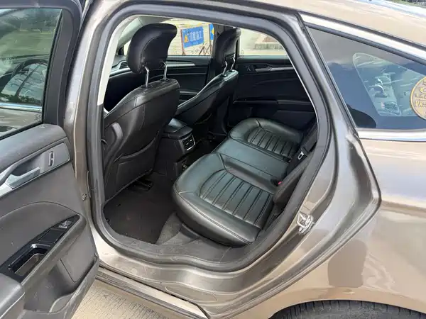 Ford Mondeo 2016