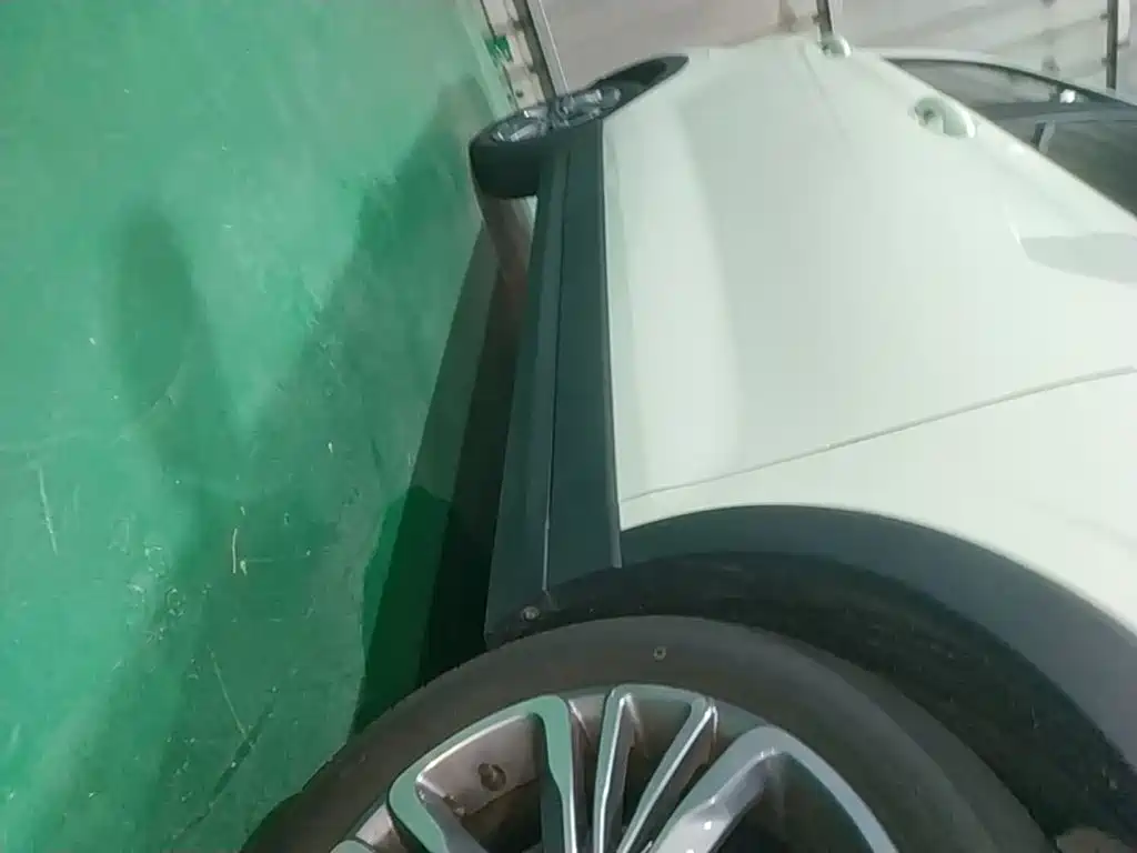 Leapmotor Zero Running T03 2024 — фото 21