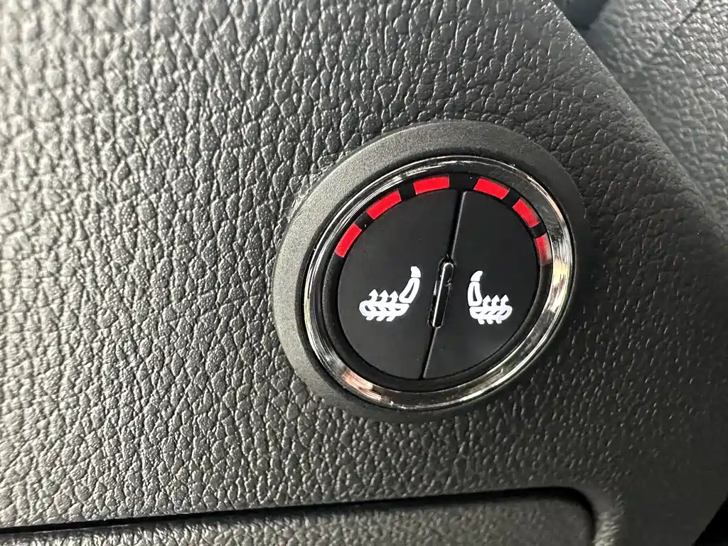 Skoda Octavia 2023 — фото 14