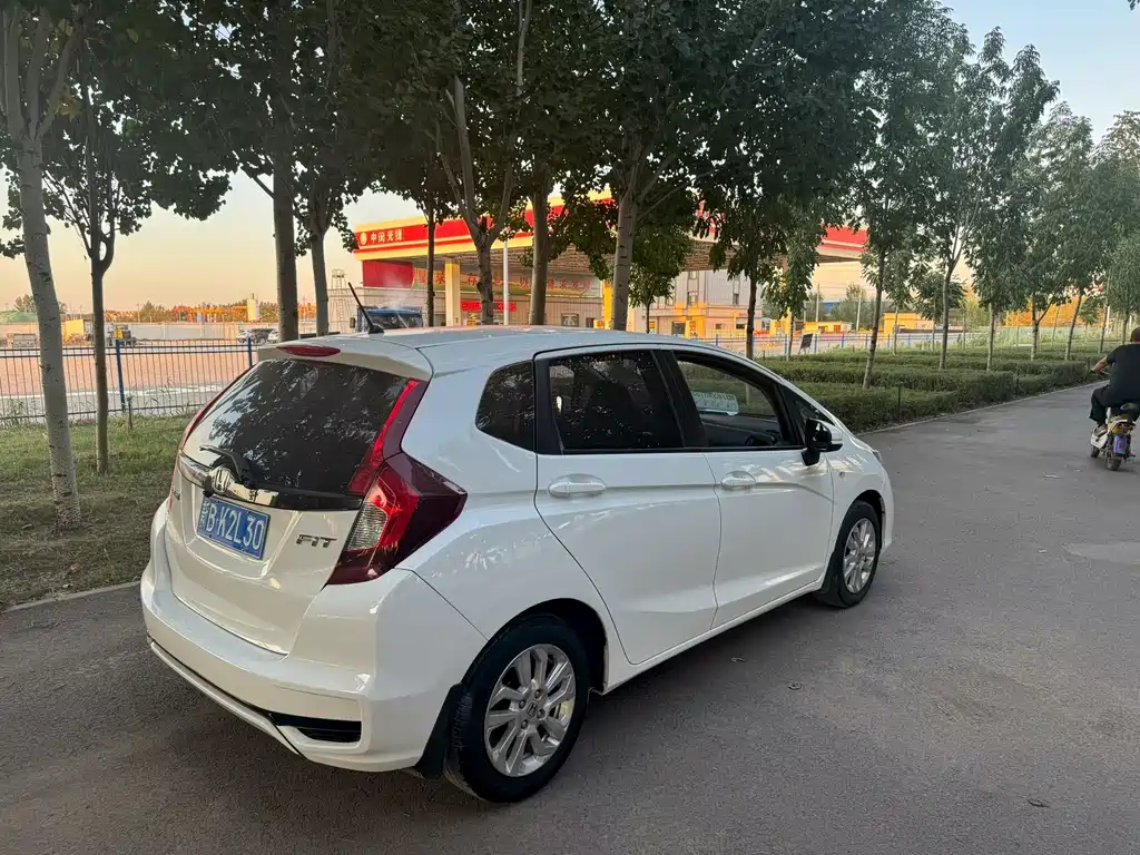 Honda Fit 2020 — фото 6