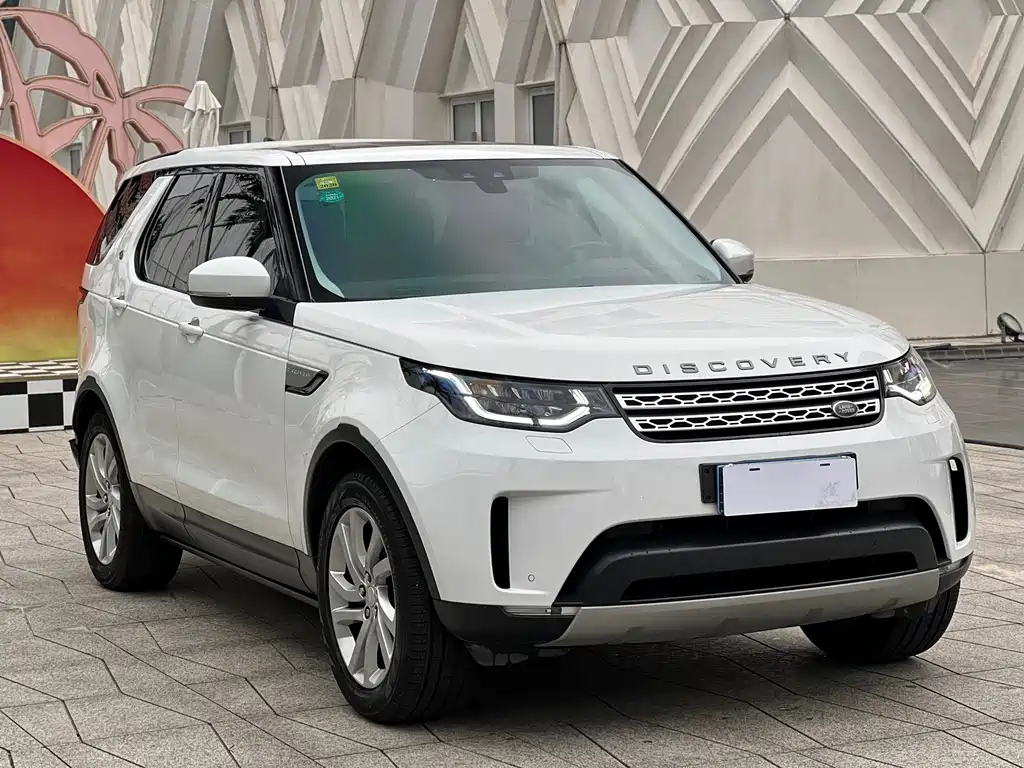 Land Rover Discovery 2018 — фото 3