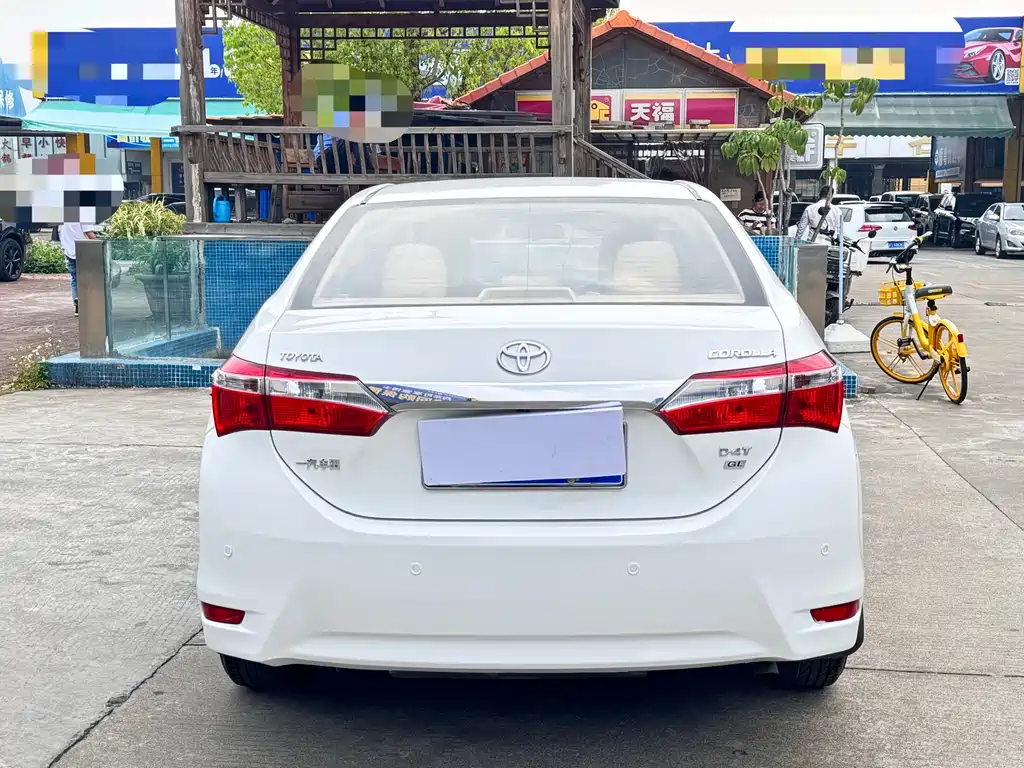 Toyota Corolla 2017 — фото 14