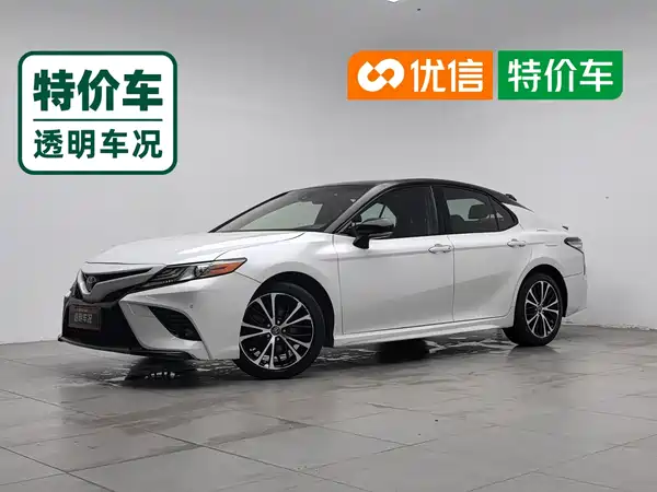 Toyota Camry 2019