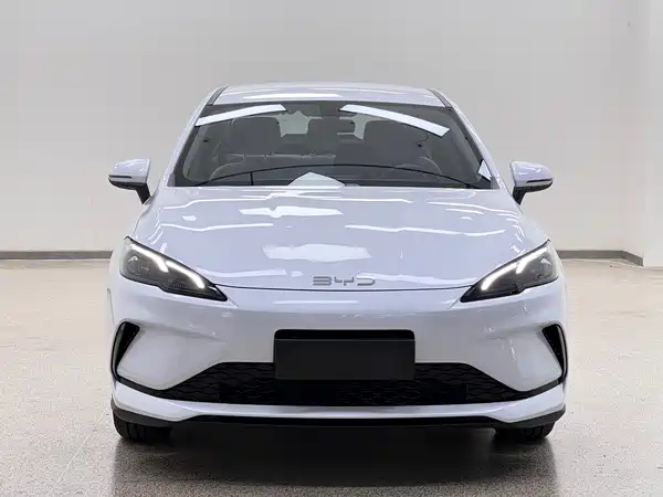 BYD Seal 05 DM-i 2025