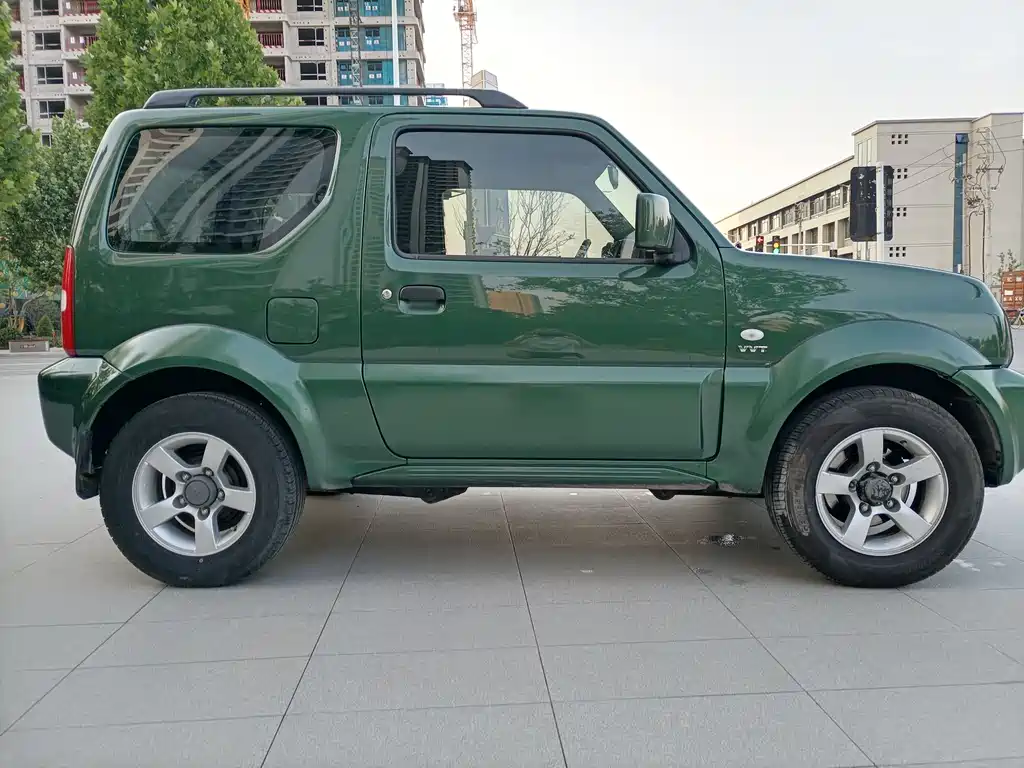 Suzuki Jimny 2013 — фото 4