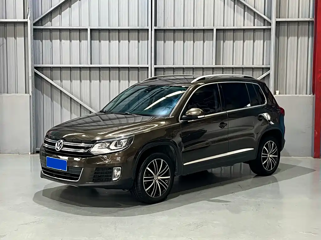 Volkswagen Tiguan 2014 — фото 1