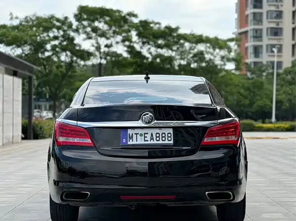 Buick LaCrosse 2013