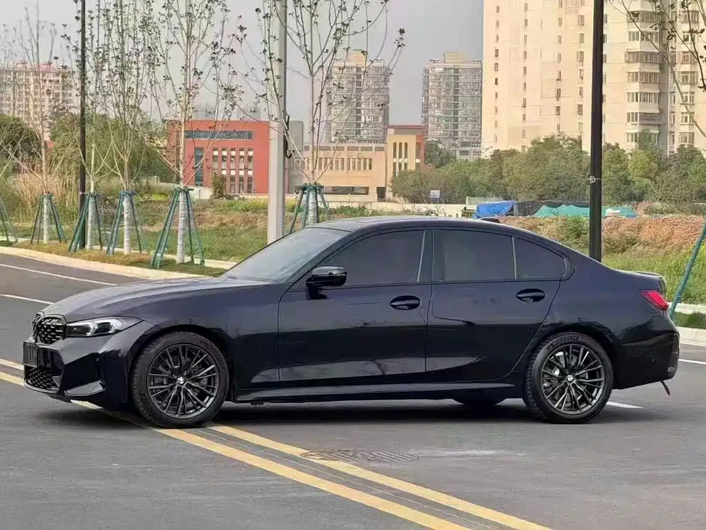 BMW 3 Series 2024