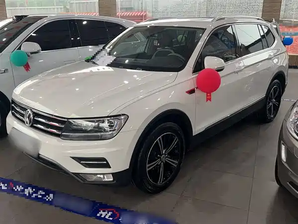 Volkswagen Tiguan L 2019
