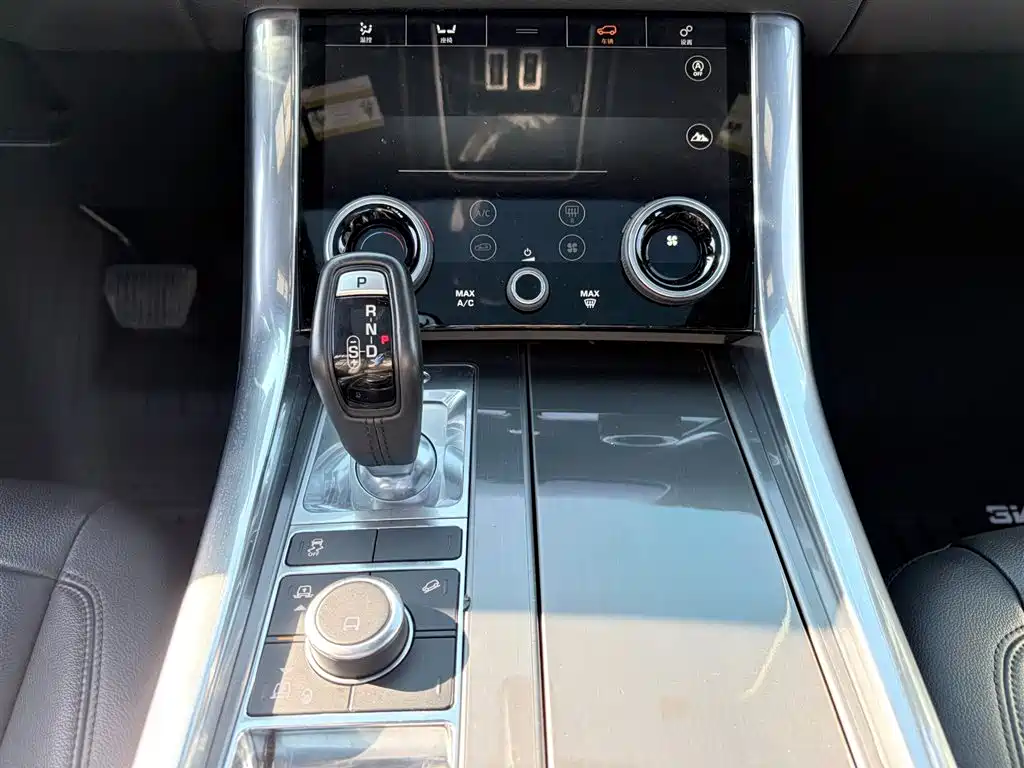 Land Rover Sport 2019 — фото 13