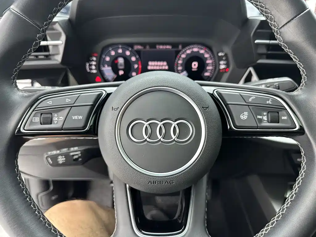 Audi A3 2022 — фото 13