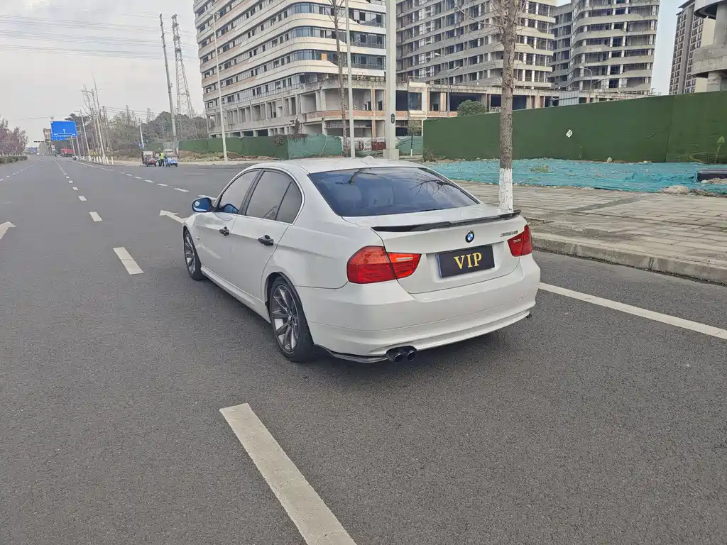 BMW 3 Series 2009