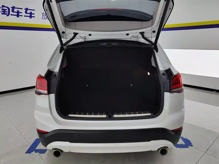 BMW X1 2021