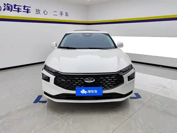 Ford Mondeo 2025