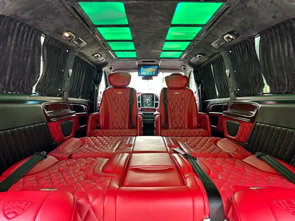 Mercedes-Benz Vito 2020 — фото 16