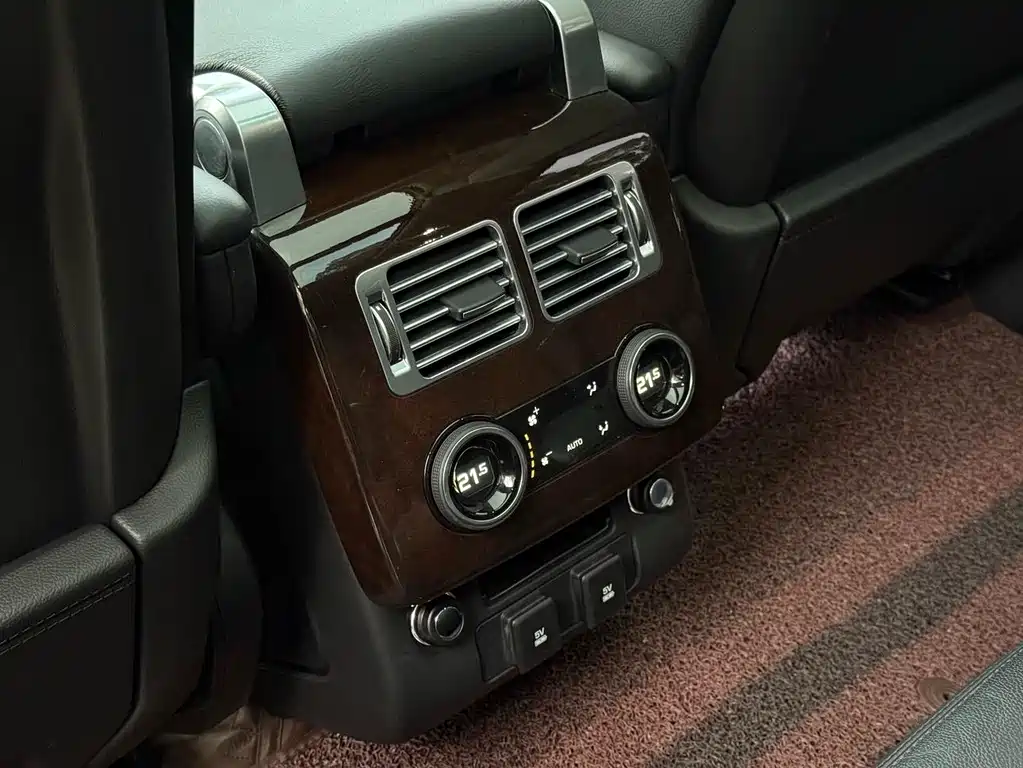 Land Rover Range Rover 2020 — фото 14