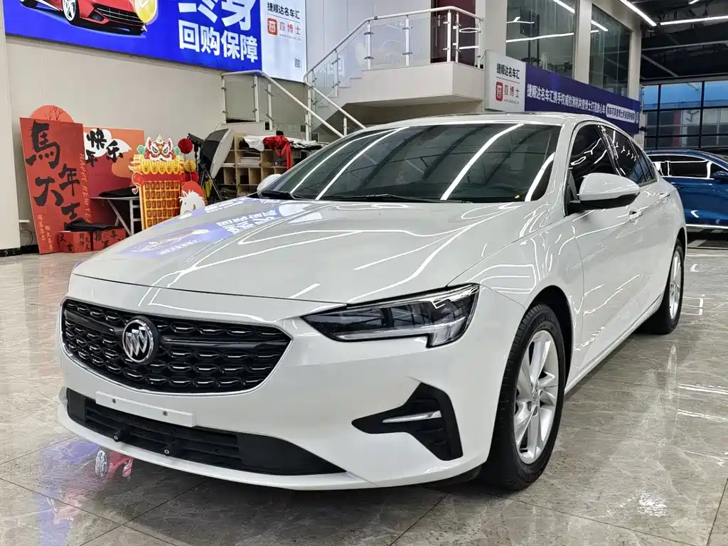Buick Regal 2022 — фото 17