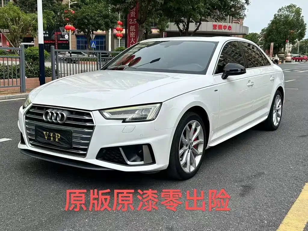 Audi A4L 2019 — фото 1