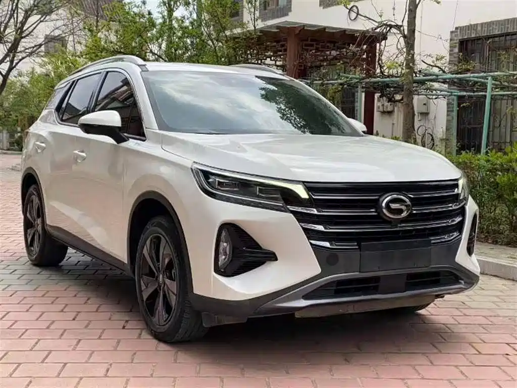 GAC Motor Trumpchi GS4 2024 — фото 3