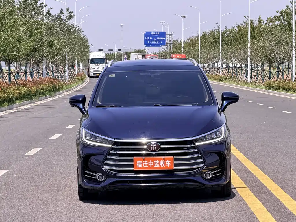BYD MAX 2018 — фото 12