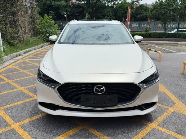 Mazda 3 Axela 2020
