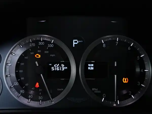 Aston Martin Rapide 2010
