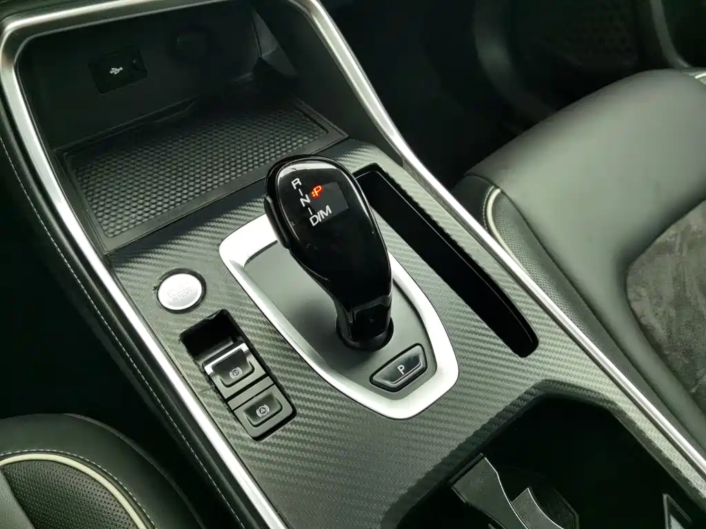 Haval H6 2023 — фото 13