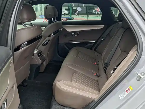 BYD Han 2025