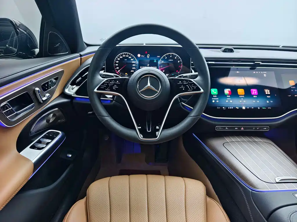 Mercedes-Benz E-Class 2024 — фото 14