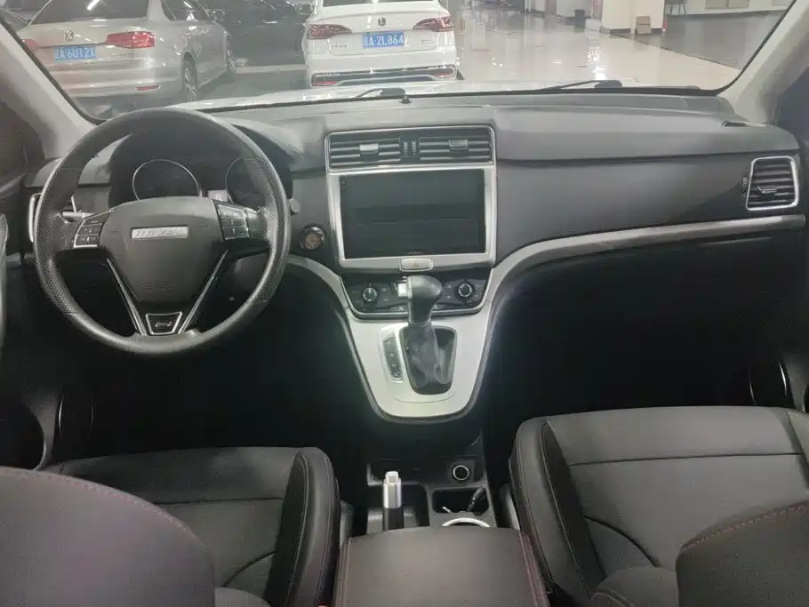 Haval M6 2020 — фото 12