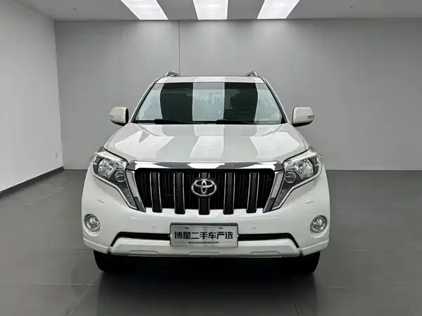 Toyota Prado 2016